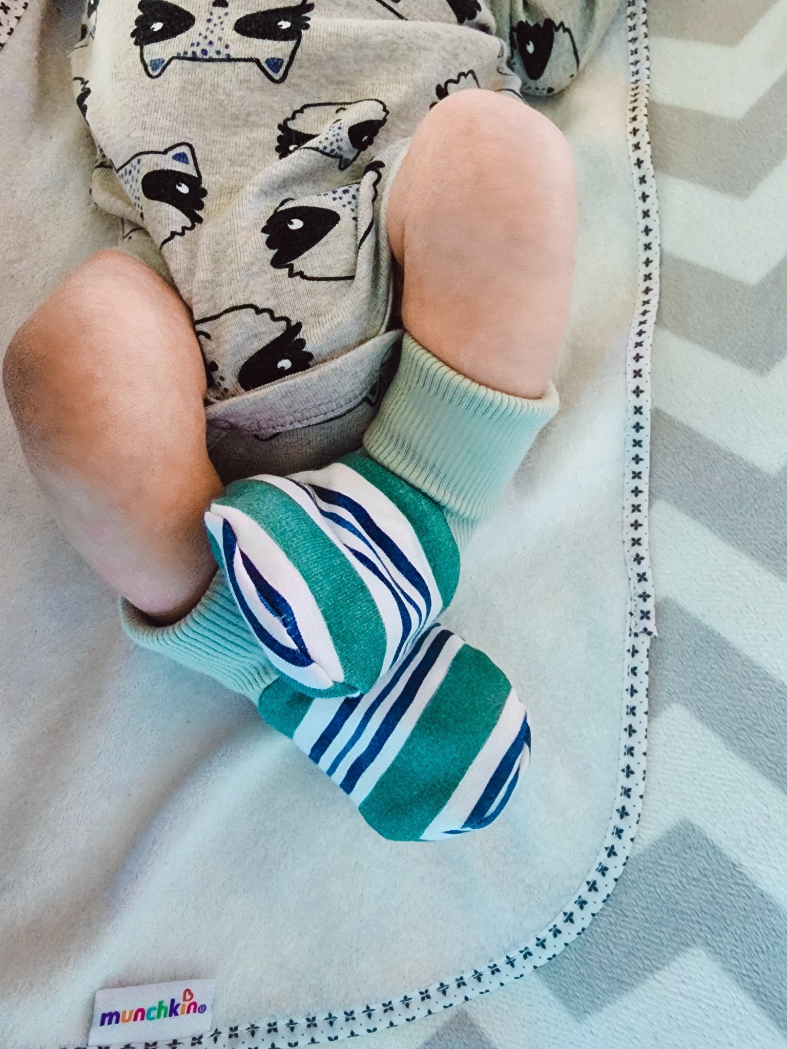 Fashion sock baby booties