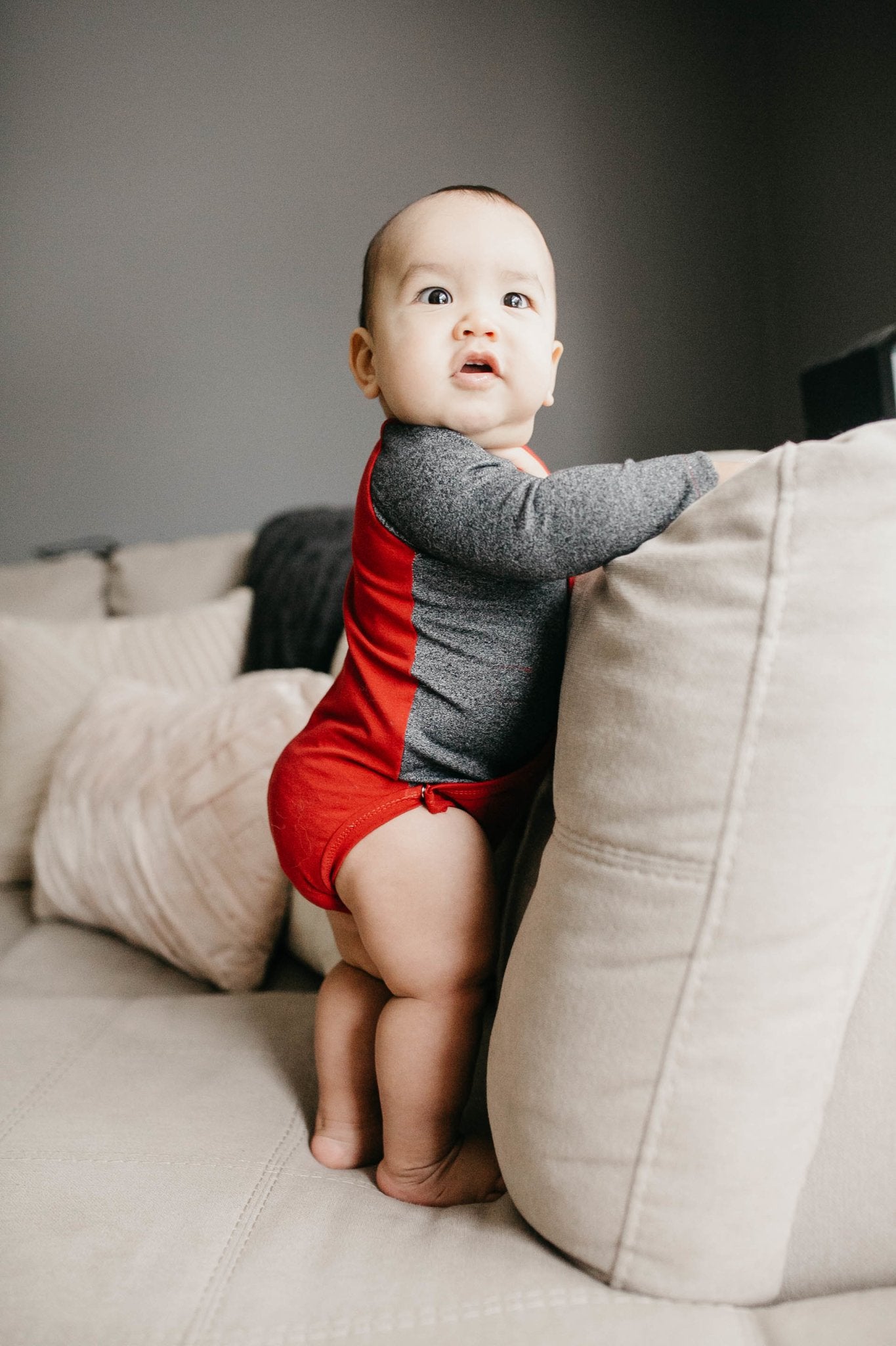 Fashion baby red suit